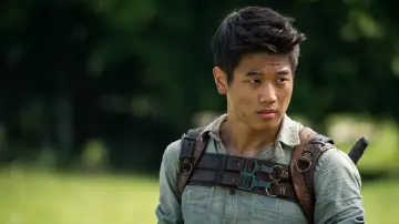 The plastron runner Minho (Ki Hong Lee plays) in The labyrinth