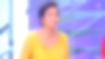 Le Pin's Palmier de Anne-Marie Revol dans C'est au programme du 02/04/2018