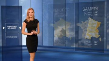 La robe noire plis à l'épaule de Gennifer Demey dans La météo de M6 du 03/04/2018