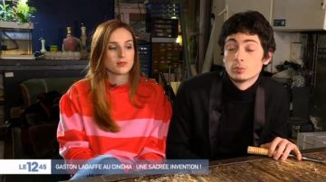 Le pull à rayures Claudie Pierlot de Alison Wheeler aka Mademoiselle Jeanne Gaston Lagaffe dans Le 12:45 du 03/04/2018