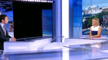 La robe colorblock de Laurence Ferrari dans L'info du vrai du 30/03/2018
