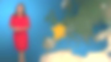 The red dress in a lace Anais Baydemir in The weather of France 2, 12/02/2018