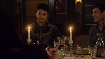 The shirt effect military jacket worn by Magnus Bane (Harry Shum Jr.) in Shadowhunters S03E03