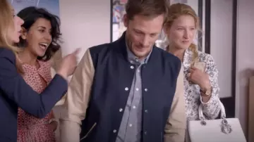 Le Sac à main Lady Dior en cuir blanc de Alexia (Julia Piaton) dans Jour J