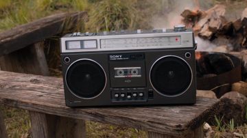 The tape drive vintage "Boombox" Sony in Jumanji : Welcome to the jungle