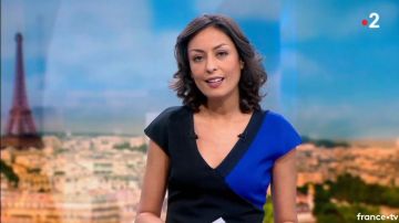 La robe bleue colorblock de Leila Kaddour dans Le journal de 13H de France 2 du 08/04/2018