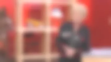 Le blouson de Sophie Davant dans Affaire conclue du 10/04/2018