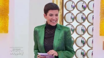 La veste blazer verte de Cristina Cordula dans #LRDS Les reines du shopping du 13/04/2018