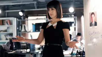 The dress Roland Mouret Quinn King (Constance Zimmer) in Unreal S03E07