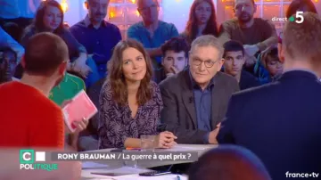 The Ba&sh printed dress worn by Camille Vigogne in the show C politique on April 15, 2018