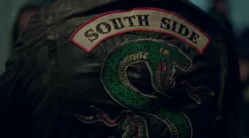 Le blouson en cuir porté par Jughead (Cole Sprouse) dans Riverdale Saison 1 Episode 13