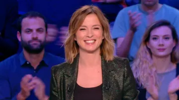 The jacket in lurex green Isabelle Ithurburu in Canal Rugby Club 15/04/2018