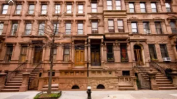 The residence in New York Sherlock Holmes (Jonny Lee Miller) in Elementary