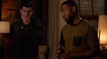 Le t-shirt Colorblock Paul Smith de Winston Bishop (Lamorne Morris) dans New Girl