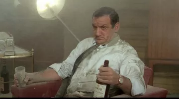 The bottle of Whisky HAIG Lino Ventura in Not we'll get angry not