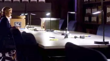 Desk lamps Lumina Flo LED in Better Call Saul