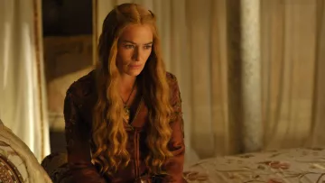 La perruque de Cercei Lannister (Lena Headey) dans Juego de Tronos S04E01