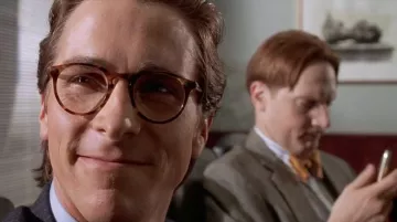Les lunettes de vue Oliver Peoples de Patrick Bateman (Christian Bale) dans American Psycho