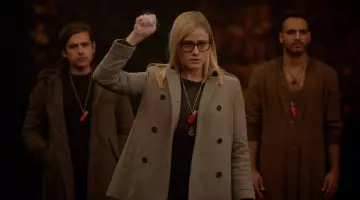 Les lunettes de vue de Alice Quinn (Olivia Taylor Dudley) dans The Magicians