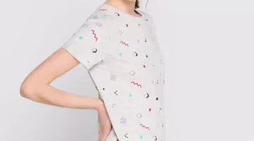The t-shirt of kevin in the most beautiful life