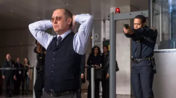 Les lunette de soleil de Raymond Reddington dans BlackList