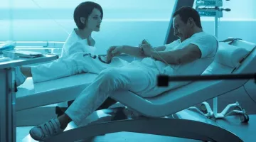 The sneakers of Callum Lynch / Aguilar de Nehra (Michael Fassbender) in Assassin's Creed