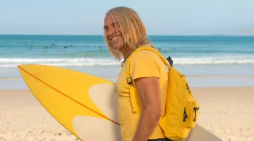 The surfboard of Brice de Nice (Jean Dujardin) in Brice 3