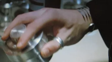 The bracelet range of Elias (Elias McConnell) in Elephant