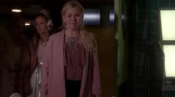 Le top Zara de Libby Putney / Chanel #5 (Abigail Breslin) dans Scream Queens