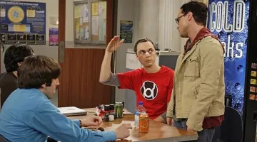 Le t-shirt Red Lantern Symbol de Sheldon Cooper dans The Big Bang Theory