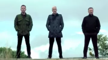 The coat of a Sick Boy (Jonny Lee Miller) in Trainspotting 2