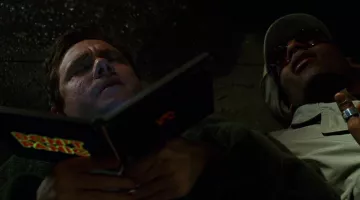 The book of Arthur Dent (Martin Freeman) in H2G2 The hitchhiker's guide to the galaxy