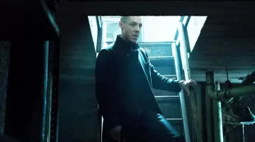 Le manteau de Hernan Alvarez (Theo Rossi) dans Luke Cage