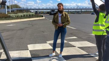 Sneaker sneakers leather white Ophelia Miller in #ZoneInterdite of the 22/04/2018