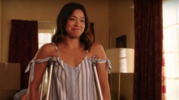 Rayé Bella Dahl robe de Jane Villanueva (Gina Rodriguez) dans Jane The Virgin S04E03