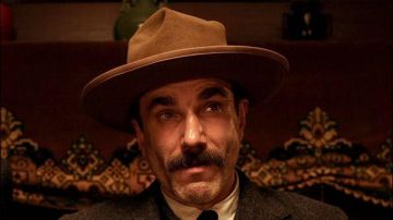 The hat of Daniel Plainview (Daniel Day‑Lewis) in There Will Be Blood