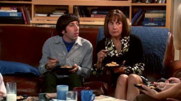 Étoile d'or boucle de ceinture porté par Howard Wolowitz (Simon Helberg) dans La Théorie du Big Bang S01E04