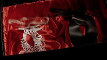 Le masque venitien vu dans le film Cinquante nuances plus sombres