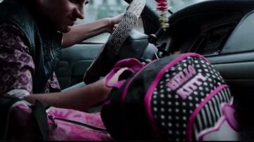 La mochila de Hello Kitty de Wade Wilson (Ryan Reynolds) como se ve en Deadpool