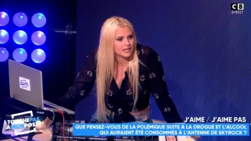 Top negro de Kelly Vedovelli con cerezas bordadas en #TPMP Touche pas à mon poste del 30/04/2018