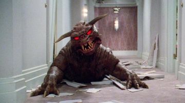 La cabeza de tamaño natural con plomo del Perro del Terror en S.O.S. Fantômes