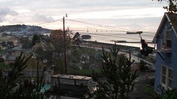 Home to Astoria Data / Richard Wang (Jonathan Ke Quan) in The Goonies