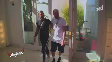 The pants with a white strip on the side of Vincent in The Angels ' season 10
