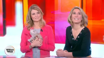Le T-shirt noir encolure à œillets de Caroline Delage dans William à midi du 27/04/2018