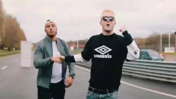 Le sweatshirt Umbro x Avnier de Vald dans son clip Valise