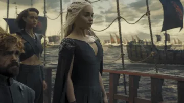 The black dress of Daenerys Targaryen (Emilia Clarke) in Game of Thrones S07E04