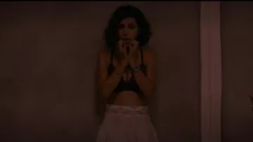 Falda estampada de Julieta (Reem Kherici) en el Día D