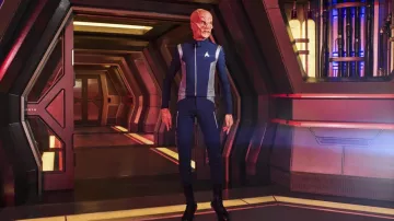 StarFleet blue Uniform  worn by First Officer Saru (Doug Jones) as seen in Star Trek: Discovery S01E03