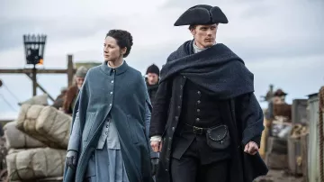 The tricorn hat of Jamie Fraser (Sam Heughan) in Outlander S03E10