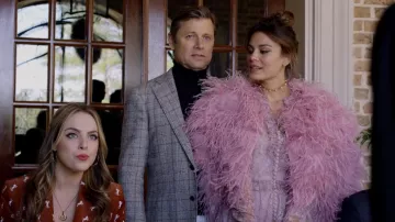 El vestido rosa asimétrico de Magda Butrym de Cristal Flores (Nathalie Kelley) en Dinastía S01E21